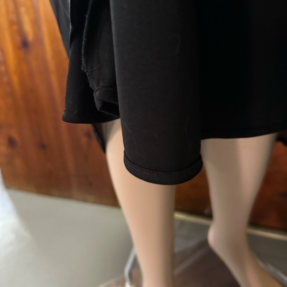 Beautiful pleated silk slip dress with unique pattern and trim - Picture 6 of 10